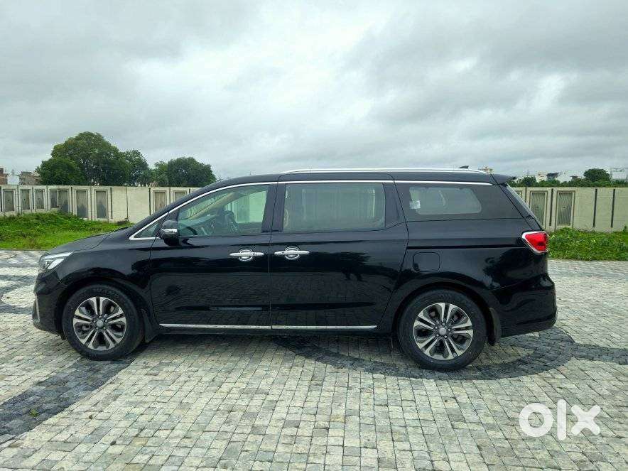 Kia Carnival Prestige, 2021, Diesel
