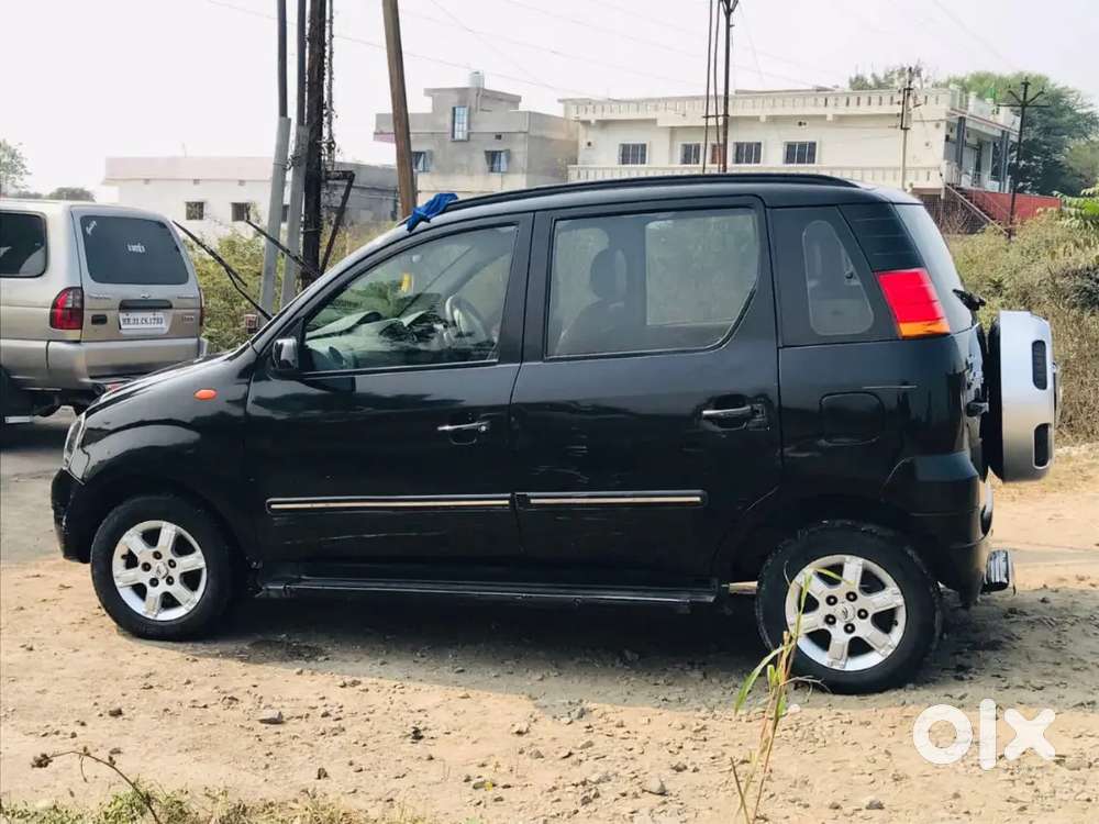 Mahindra Quanto