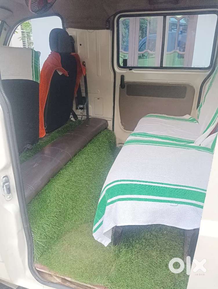 Maximo Minivan  2015 Registreshan Fast Clas Insurens 8 Set