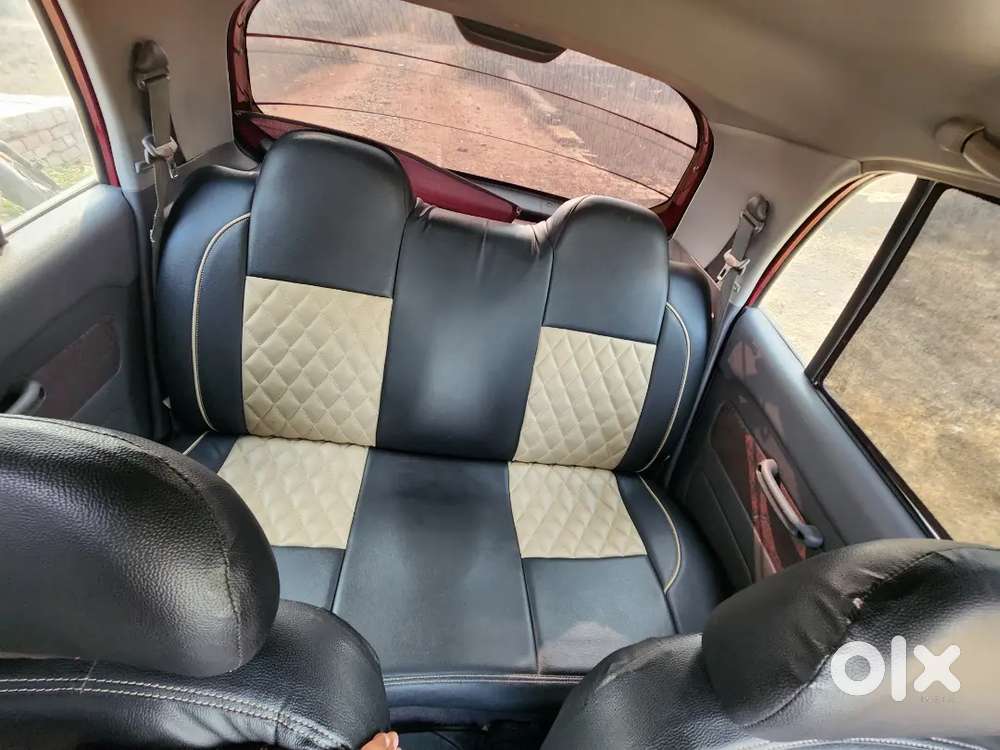 Mint Condition Company Colour With Centre Lock Key