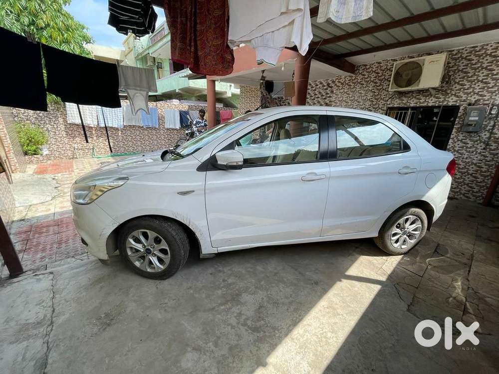 Ford Aspire Trend Plus 2015 Petrol