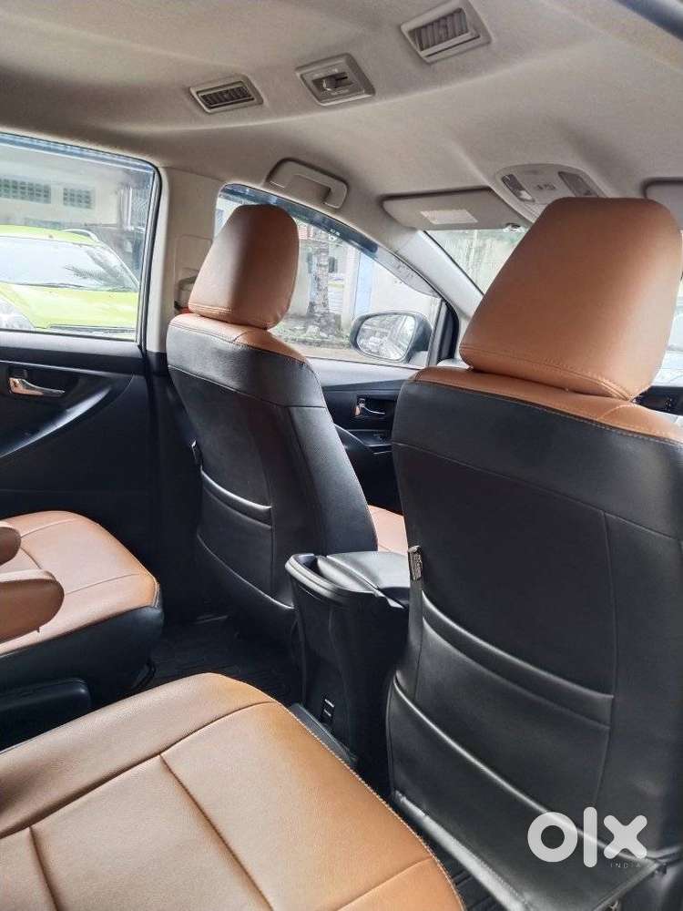 Toyota Innova Crysta 2.8 Gx At, 2017, Diesel