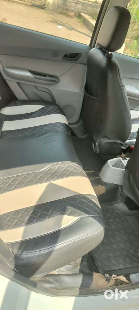 Tata Tigor, 2023, Petrol