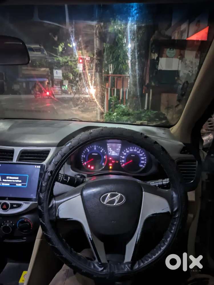Hyundai Verna Crdi 2011