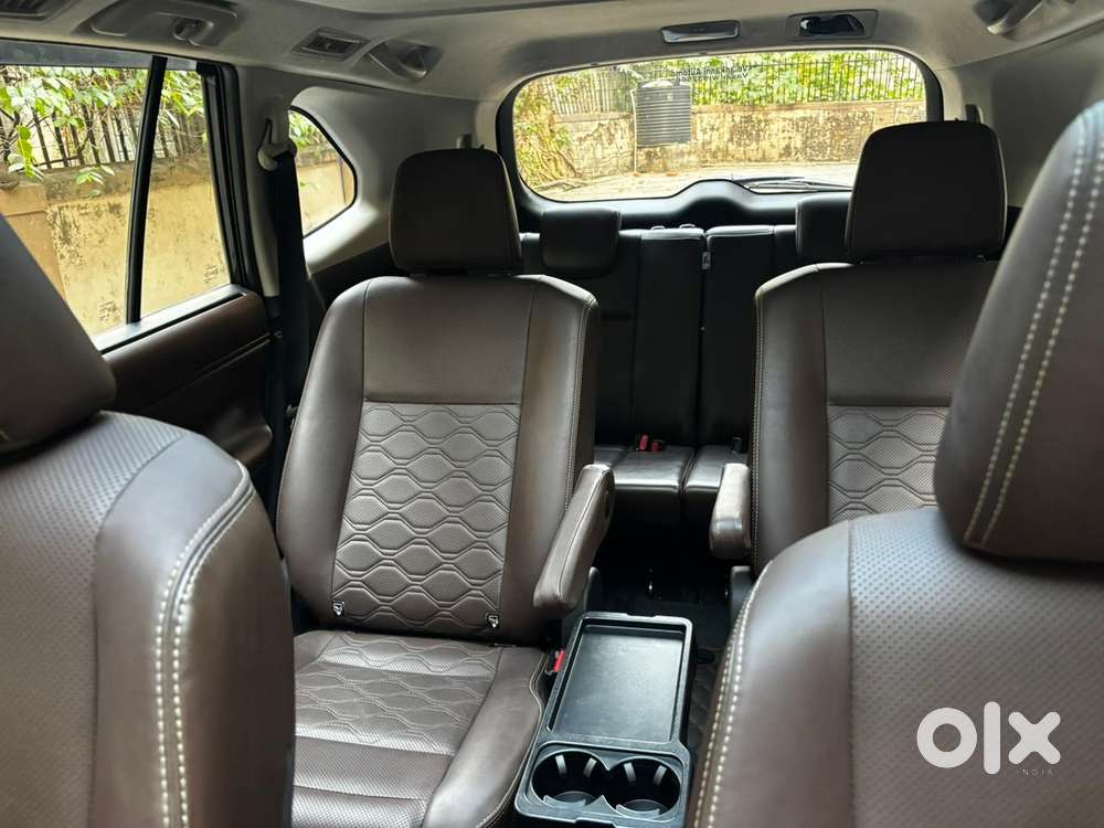 Toyota Innova Hycross 2.0 Zx (o) Hybrid 7 Str, 2023, Petrol