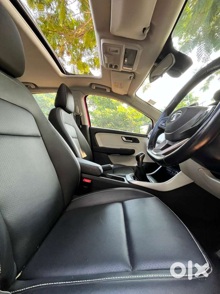 Tata Altroz, 2023, Petrol