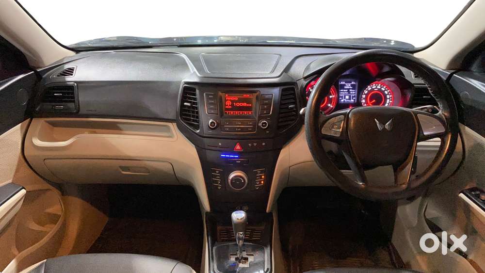 Mahindra Xuv300 W6 Amt Diesel, 2022, Diesel