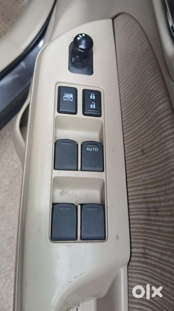 Maruti Suzuki Ertiga Zxi, 2013, Petrol