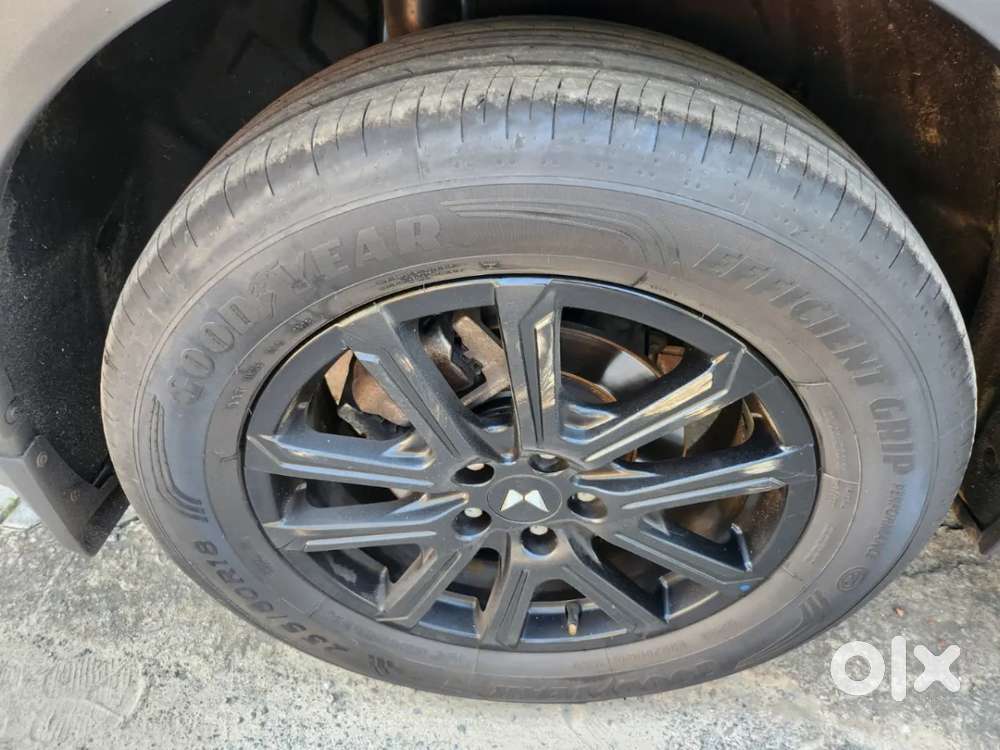 Mahindra Xuv700 2.2 Ax 7 Diesel At Str Awd, 2025, Diesel