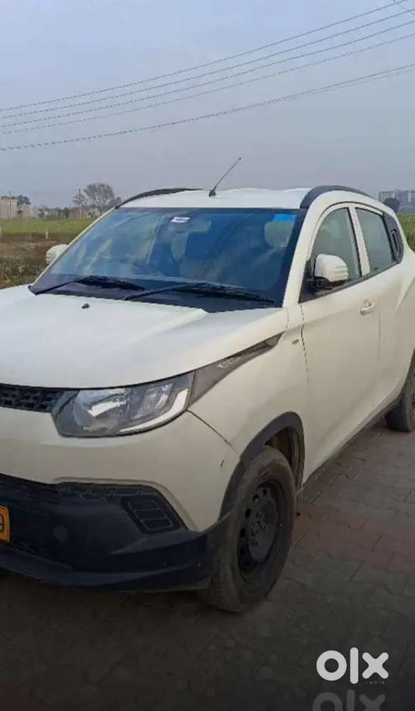 Mahindra Kuv 100 2017