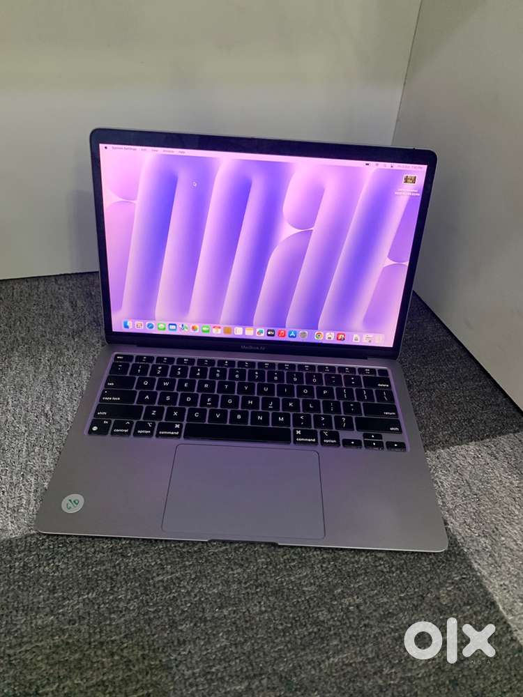 MacBook Air (M1, 2020) 8GB／512GB シルバー Apple MacBook Air M1 (2020) – 8GB RAM 512GB SSD Silver