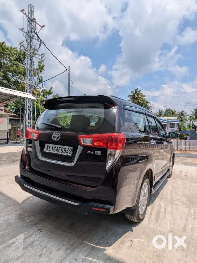Toyota Innova Crysta 2017 Variant At