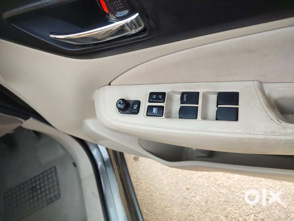 Maruti Suzuki Dzire 1.2 Vxi, 2021, Petrol