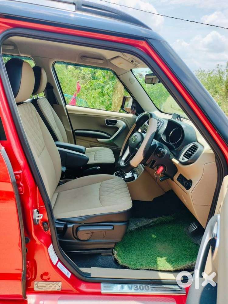 Mahindra Tuv 300 1.5 T10 (o) Amt, 2018, Diesel