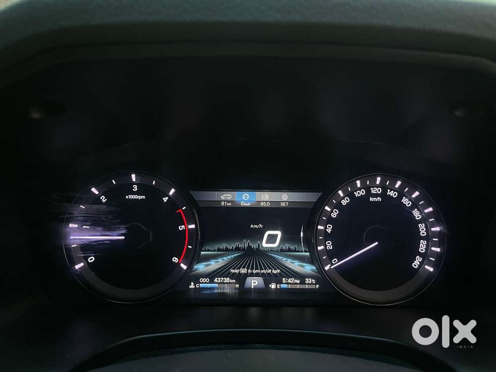 Mahindra Alturas G4 4x4 At, 2022, Diesel