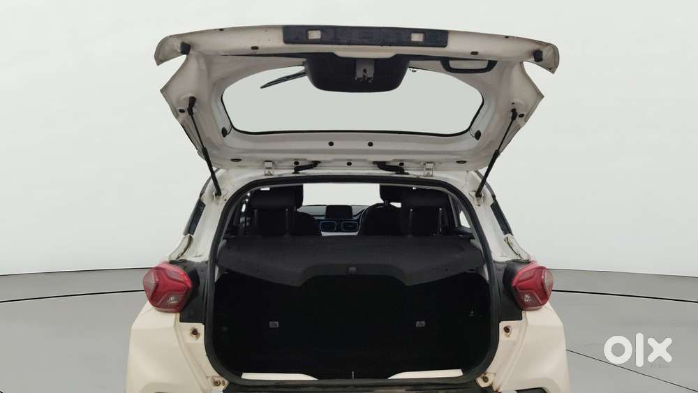 Tata Punch Creative Amt, 2022, Petrol