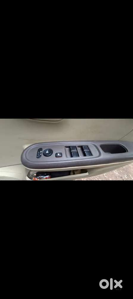 Honda Amaze 2013 Cng & Hybrids Well Maintained