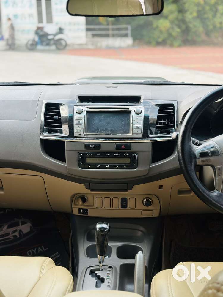 Toyota Fortuner 3.0 4x2 Mt, 2012, Diesel