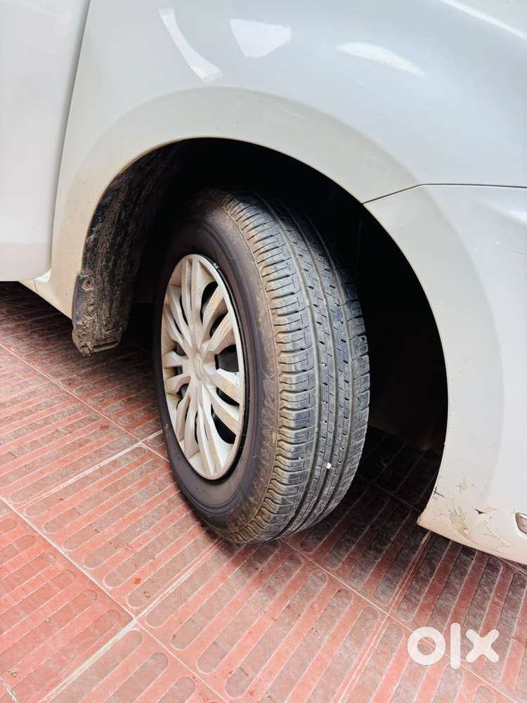 Maruti Suzuki Swift Dzire 1.2 Vxi, 2017, Petrol