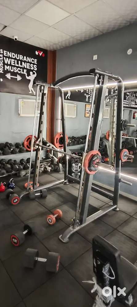 Smith Machine imported for sale viva fitness) Gym Fitness
