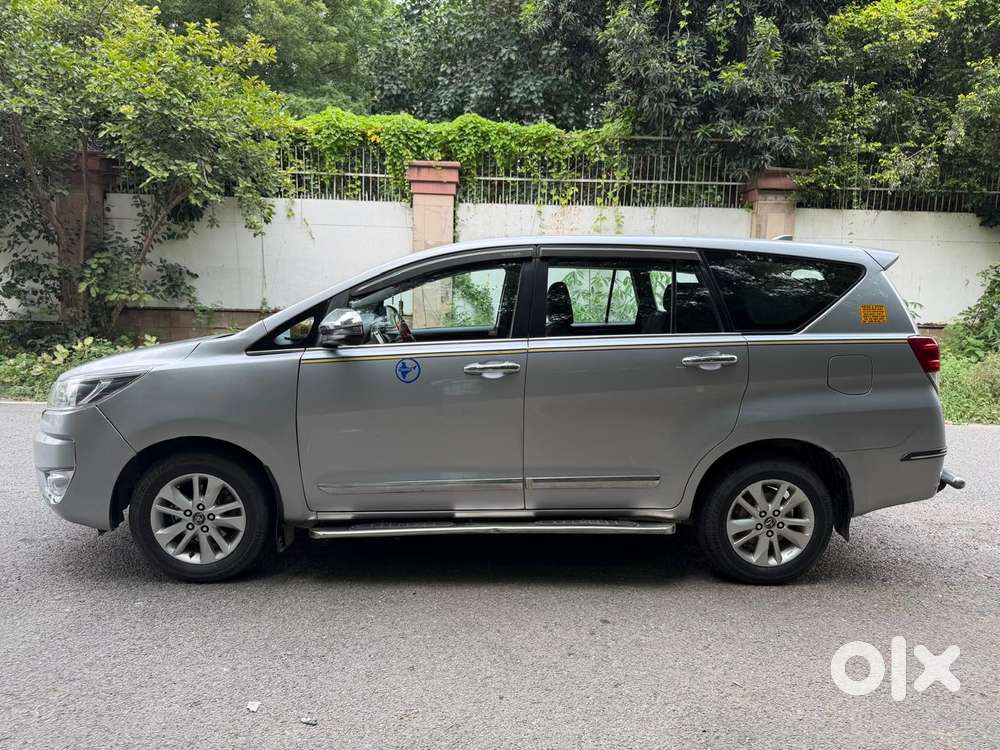 Toyota Innova Crysta 2.4 G Mt, 2019, Diesel