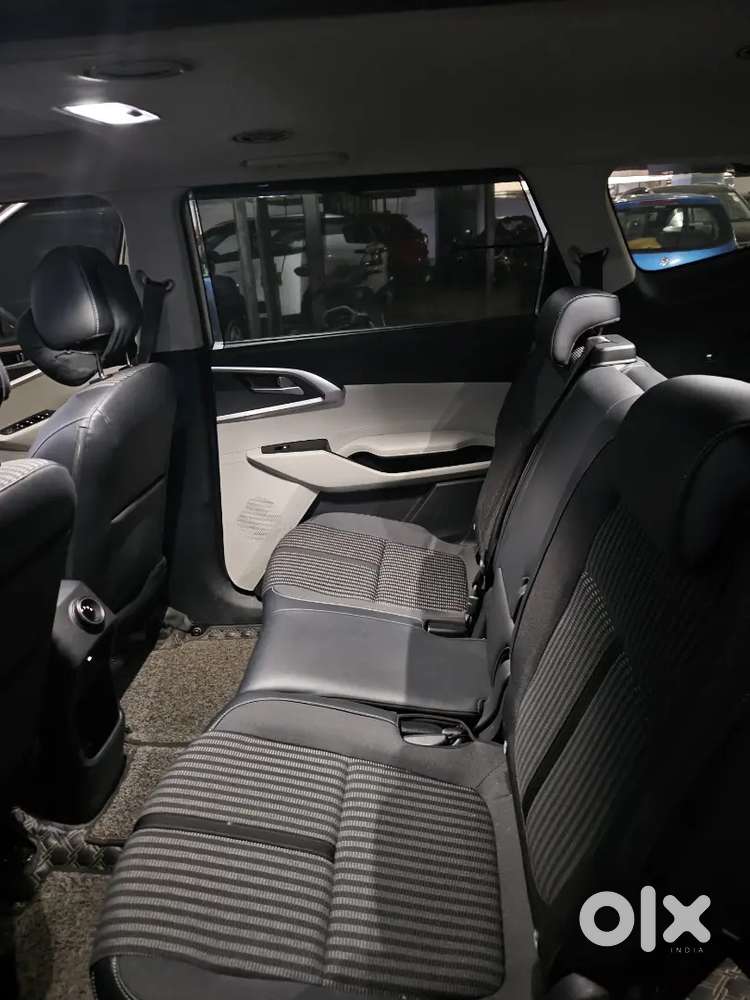 Kia Carens Prestige Plus 2024