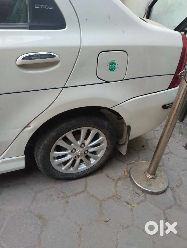 Toyota Etios Cross 2013 Petrol 110000 Km Driven