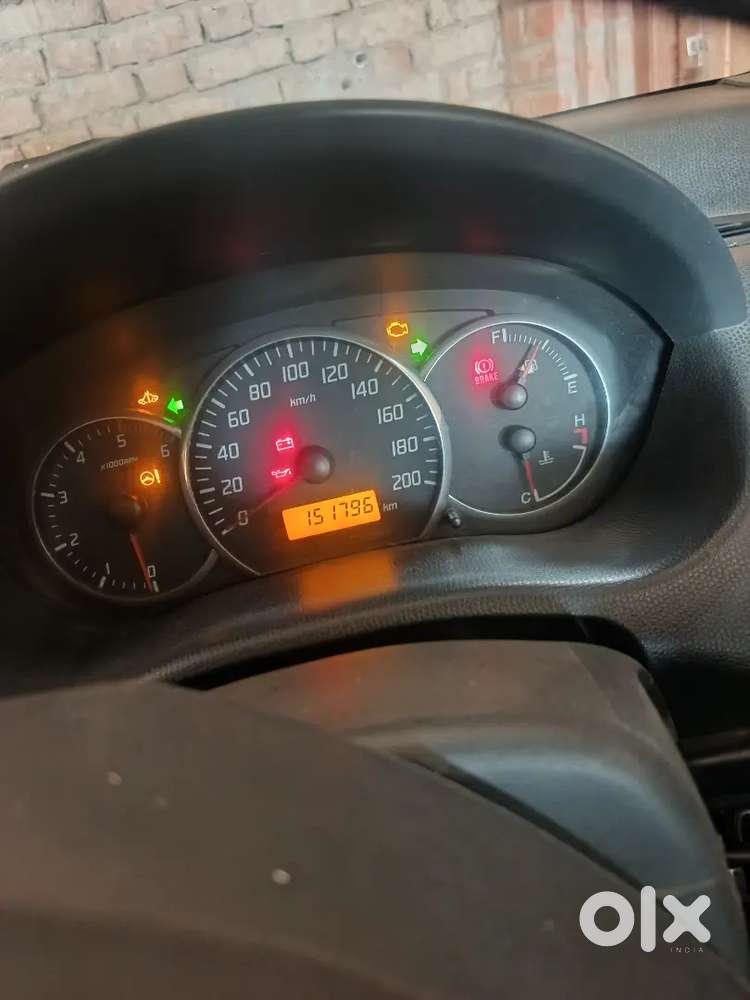 Gadi May Koi Kam Nai Hai Sirf Ac Ka Gas Dalwana  Hai Aur Koi Kam Nai H