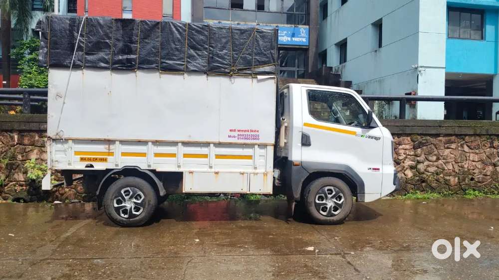 Mahindra Veero Mint Condition 1year Old Model Company Service