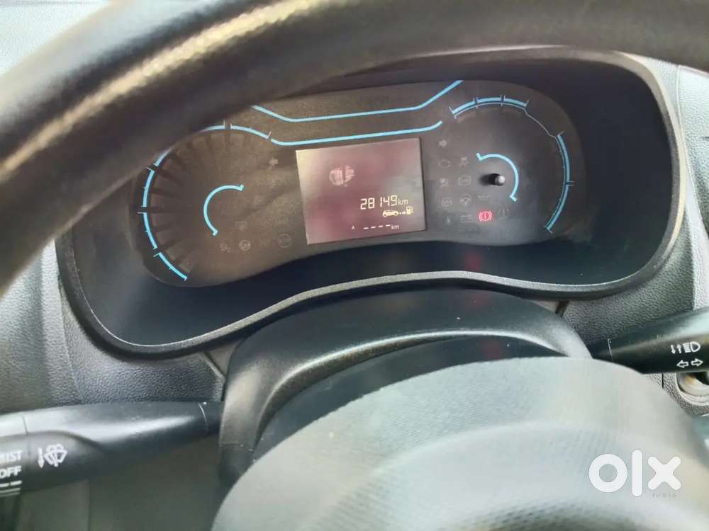 Renault Kwid 2023 Petrol 27000 Km Driven