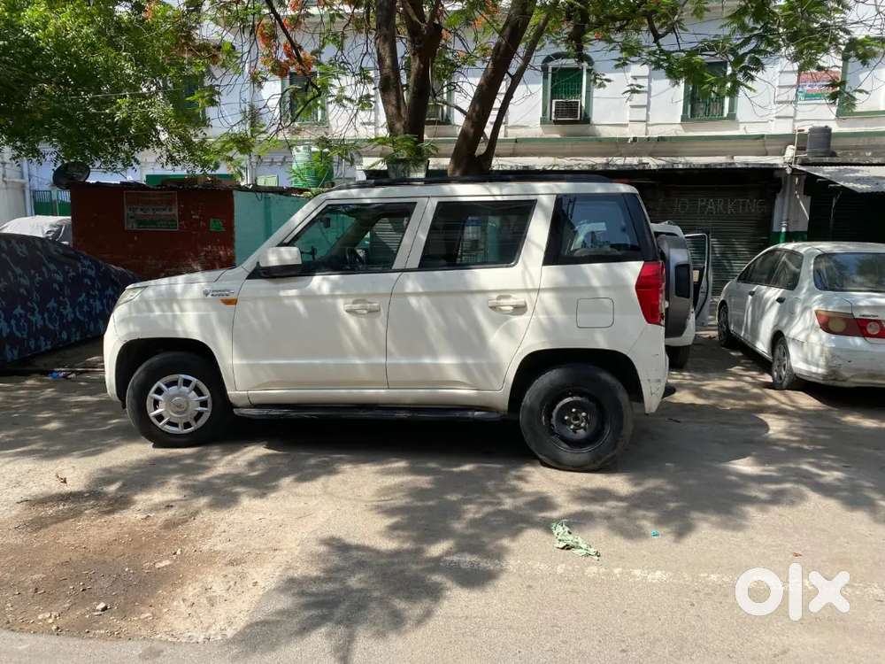 Mahindra Tuv 300 1.5 Plus 2015