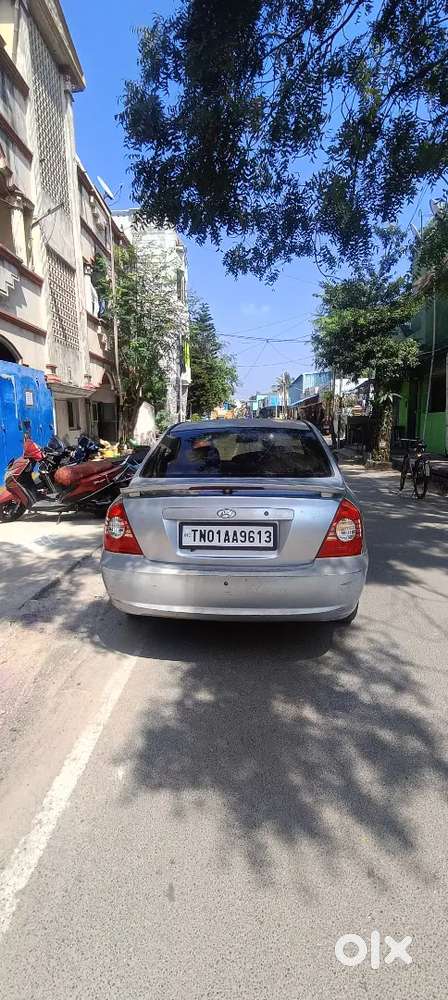 Hyundai Elantra 2006 Petrol 98000 Km Driven