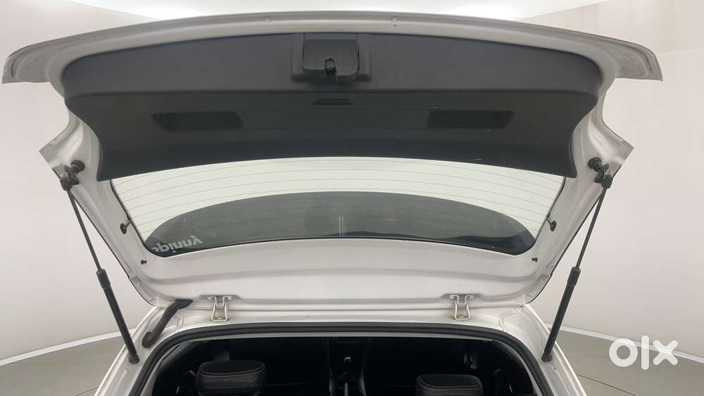 Volkswagen Polo 1.0 Tsi Comfortline At, 2021, Petrol