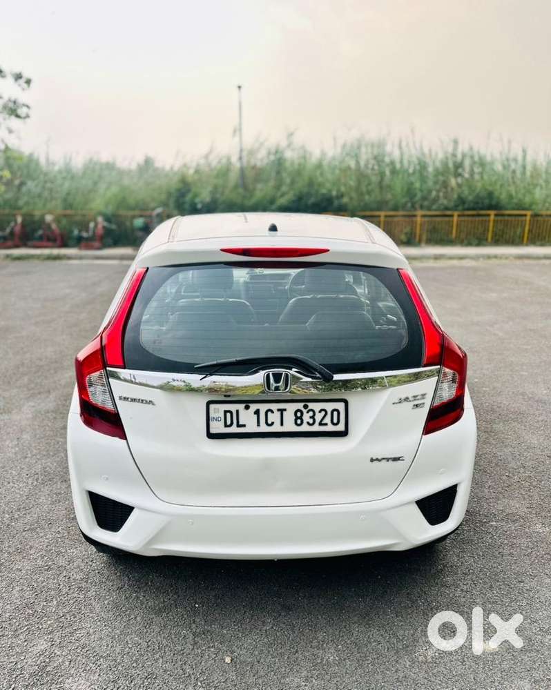 Honda Jazz 2015 (petrol)  Excellent Condition  Well Maintained