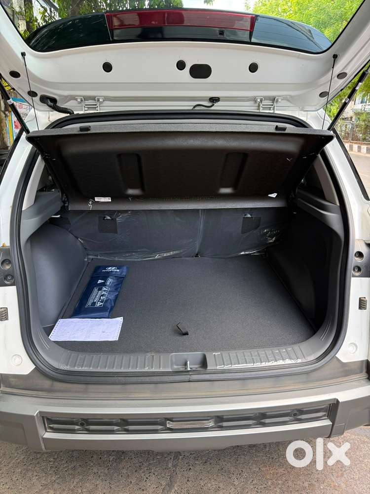 2026 Hyundai Creta King Edition  1 Month Old L Warrenty & Accessories