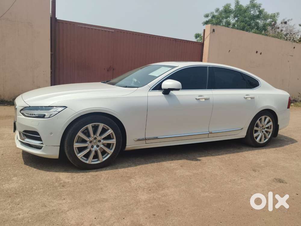 Volvo S90 D4 Momentum, 2018, Diesel