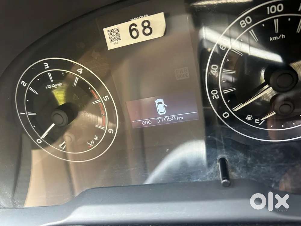 Toyota Innova Crysta G 2016