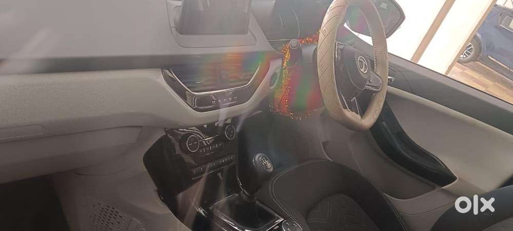 Tata Nexon 1.2 Revotron Xz Plus Premium, 2021, Petrol