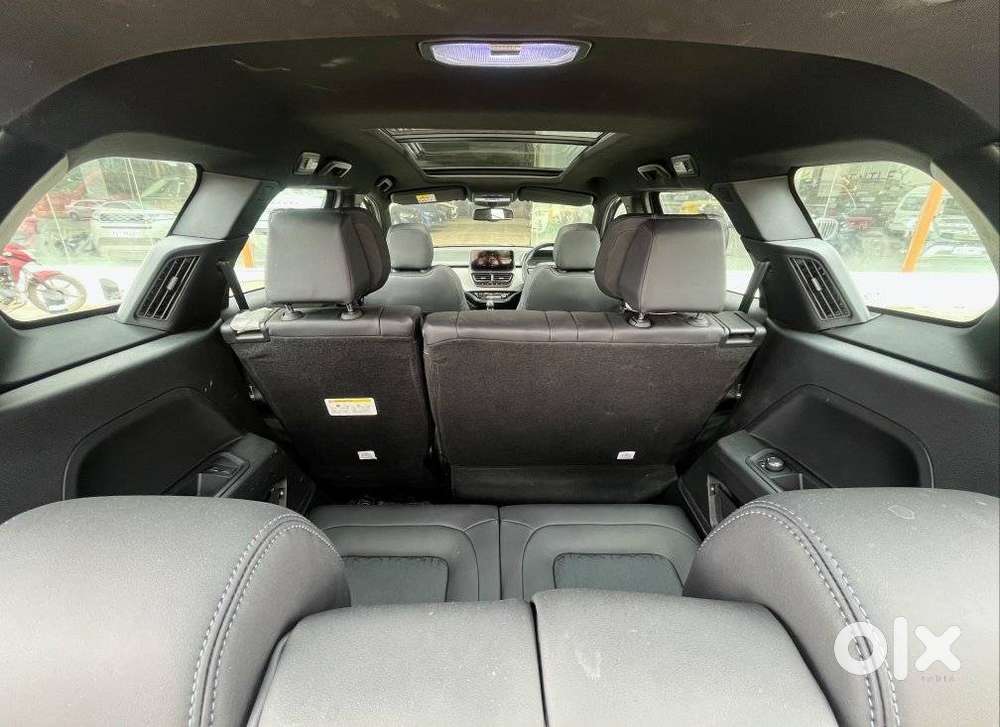 Tata Safari 2.0 Xza Plus 6 S Dark Edition, 2023, Diesel