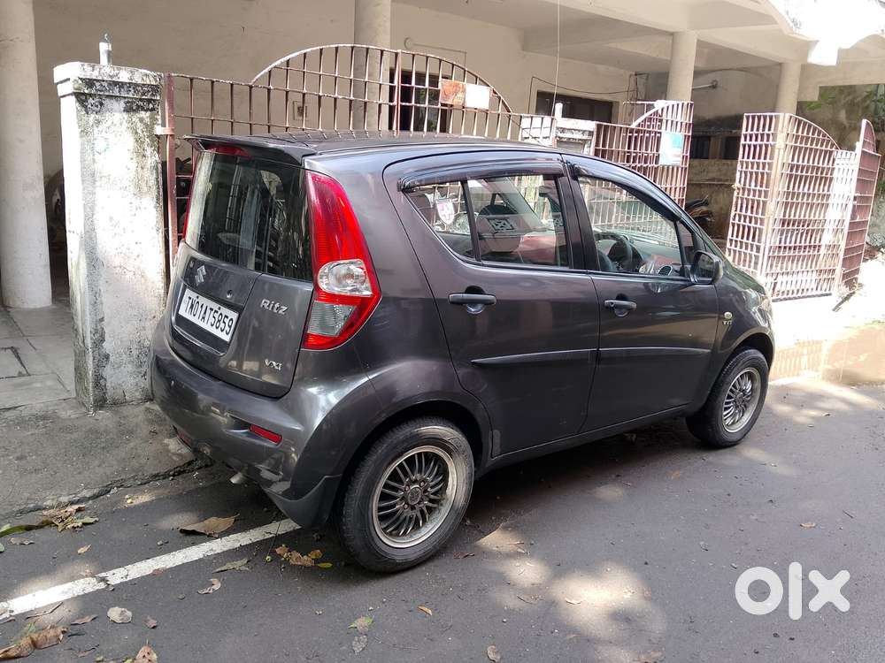 Maruti Suzuki Ritz Vxi, 2013, Petrol