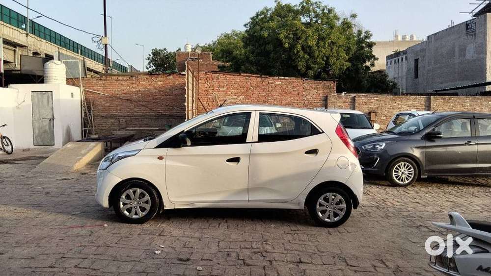 Hyundai Eon Magna +, 2015, Petrol