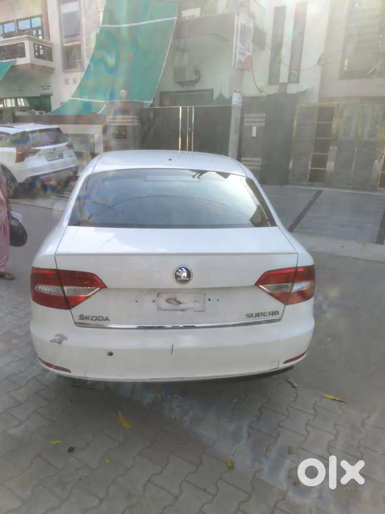 Near And Clean Car