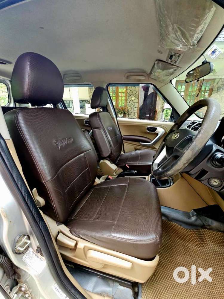 Mahindra Tuv 300 T8, 2015, Diesel