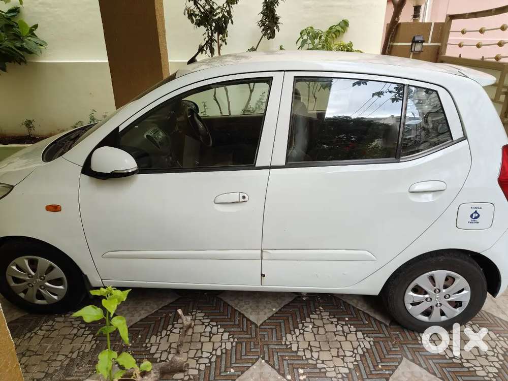 Hyundai I10 Sportz 2011