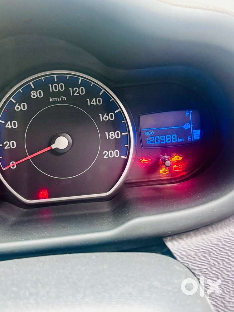 Hyundai I10 Petrol Manual 2013