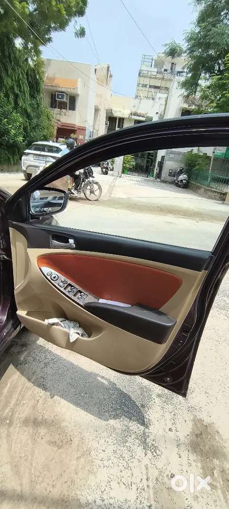 Hyundai Verna 1.6 Sx 2011