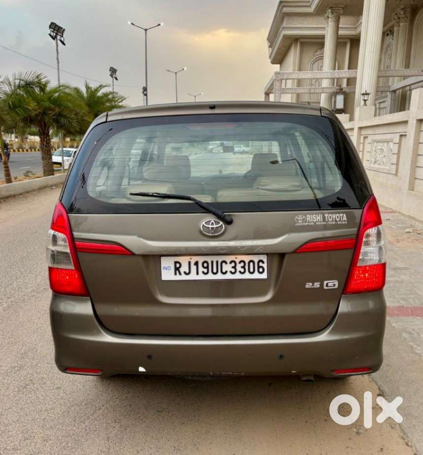 Toyota Innova 2.5 G (diesel) 8 Seater, 2016, Diesel
