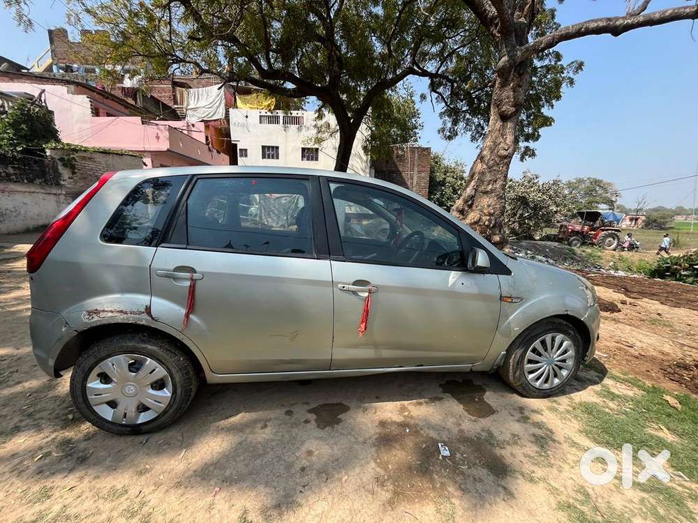 Ford Figo 2012 Diesel 72000 Km Driven