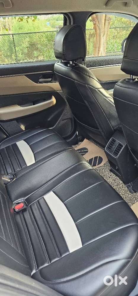 Honda Elevate V Mt, 2023, Petrol