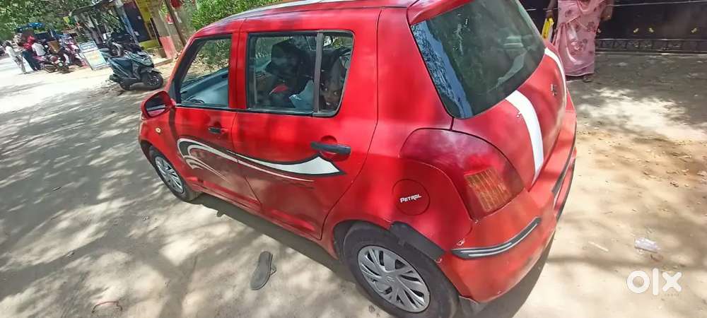 Maruti Suzuki Swift Vxi Petrol Manual 2006